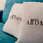 Aroma Luxury بيت ضيافة أوستوني