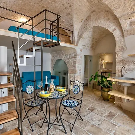 Aroma Luxury Гостевой дом Остуни
